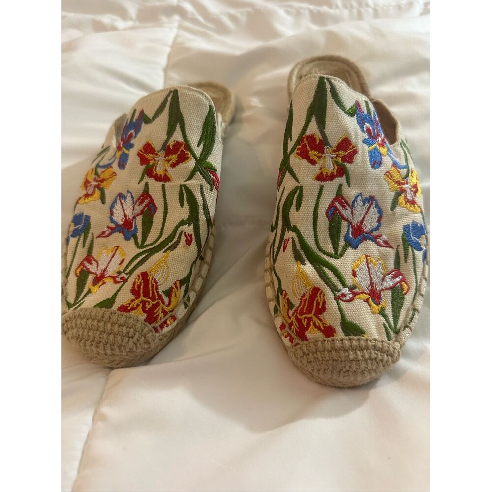Tory Burch Women's Embroidered Floral Round Toe Mules Multicolor Size 6 - Picture 3 of 11